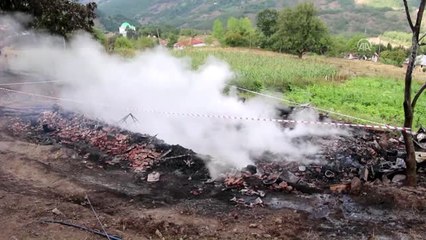 Ahşap Ev Yangını: 3 Ölü