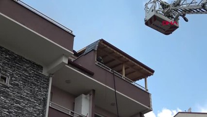 Kocaeli İzolasyon Yapılırken Çatı Tutuştu Hd