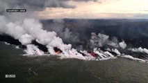 شاهد: لحظة امتزاج حمم بركان كيلاويا بمياه المحيط الهادئ