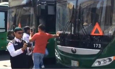 Simulasi Transportasi Bus Shalawat