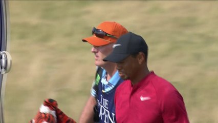 Petite erreur de Tiger Woods qui se retrouve excentré