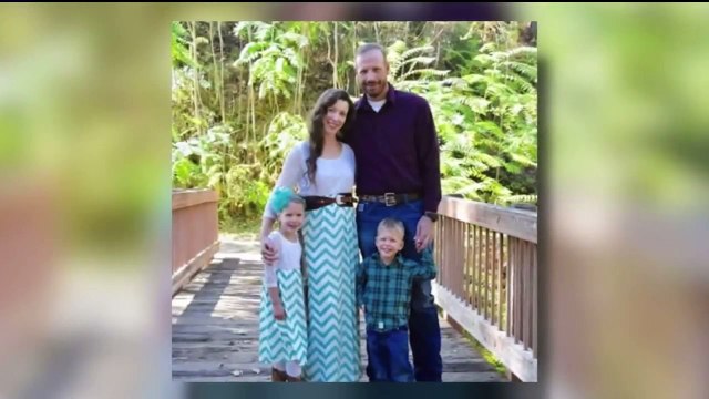 Boy Auctioning Off His Prized Hog to Raise Money to Family of Fallen Firefighter