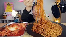 SAMYANG KIMCHI RAMEN NOODLES | MUKBANG