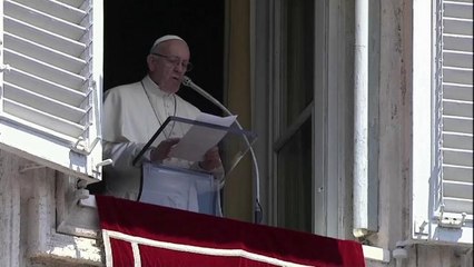 El papa pide decisión para evitar naufragios en el Mediterráneo
