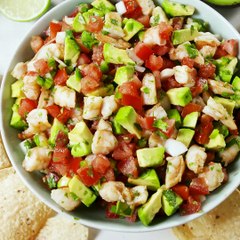 Shrimp lovers, Shrimp de Gallo is the healthy summer snack you need to know about.Full recipe: