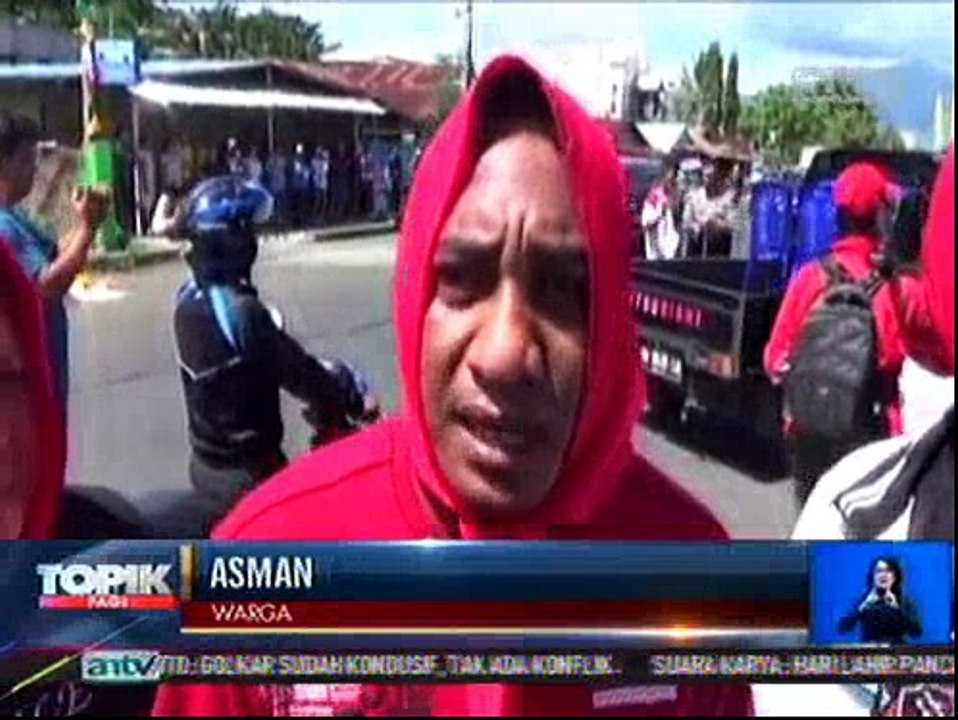 Menolak Penggusuran, Ratusan Pemilik Bangunan Blokir Jalan