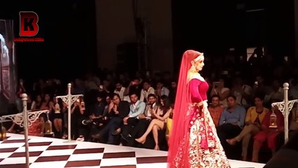 Sridevi Looking Beautiful In Poshak Dress & Ramp Walk At JW Marriot Banglore