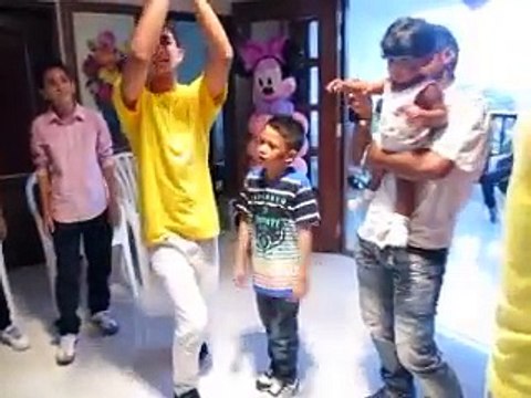 DINAMICAS PARA NIÑOS EL BUGGY HEY Y EL APLAUSO VAQUERO