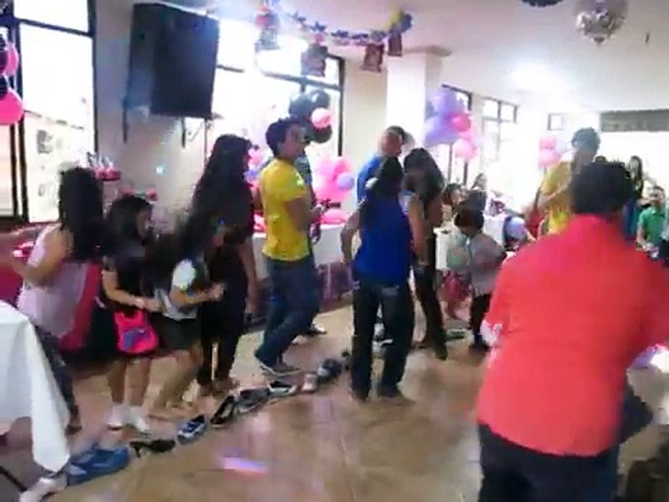 DINAMICAS PARA NIÑOS PATICOS AL AGUA