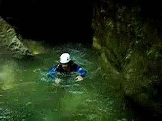 Un rocher qui chie un shinoua