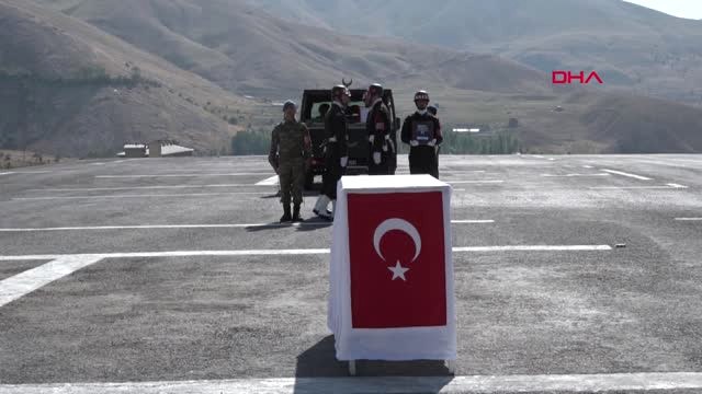 Hakkari Şehit Güvenlik Korucusu İçin Hakkari'de Tören