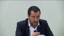 Salvini quiere que los inmigrantes que lleguen a Italia lo hagan en avión