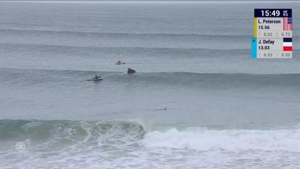 Adrénaline - Surf : Lakey Peterson with an 8.83 Wave vs. J.Defay