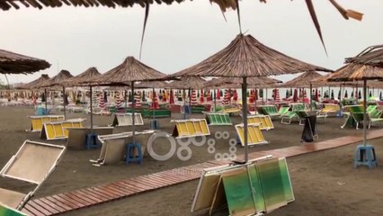 Ora News - Shiu boshatis Shëngjinin, largohen pushuesit