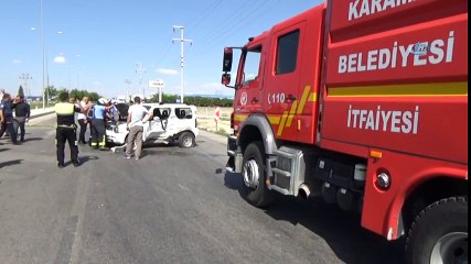 Servis Minibüsü ile Otomobil Çarpıştı: 8 Yaralı