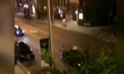 Hombre abre fuego en un centro comercial en Toronto, Canada