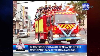 Bomberos de Guayaquil realizaron desfile motorizado para festejar a la ciudad