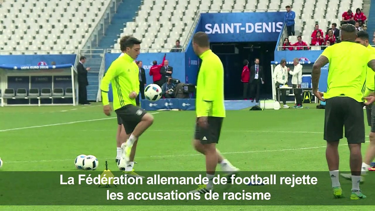 Özil: la polémique enfle sur le départ du joueur