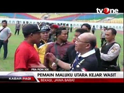Pemain Maluku Utara Hajar Wasit di Laga Pra-PON XIX