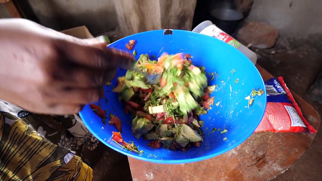 Village Food in East Africa FREERANGE KFC (Kenya FRIED CHICKEN