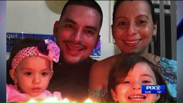 Supporters Rally Ahead of Hearing for Pizza Delivery Man Facing Deportation