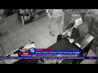 Video herunterladen: Kamera Pengintai CCTV Minimarket Merekam Aksi Pencurian - NET 5