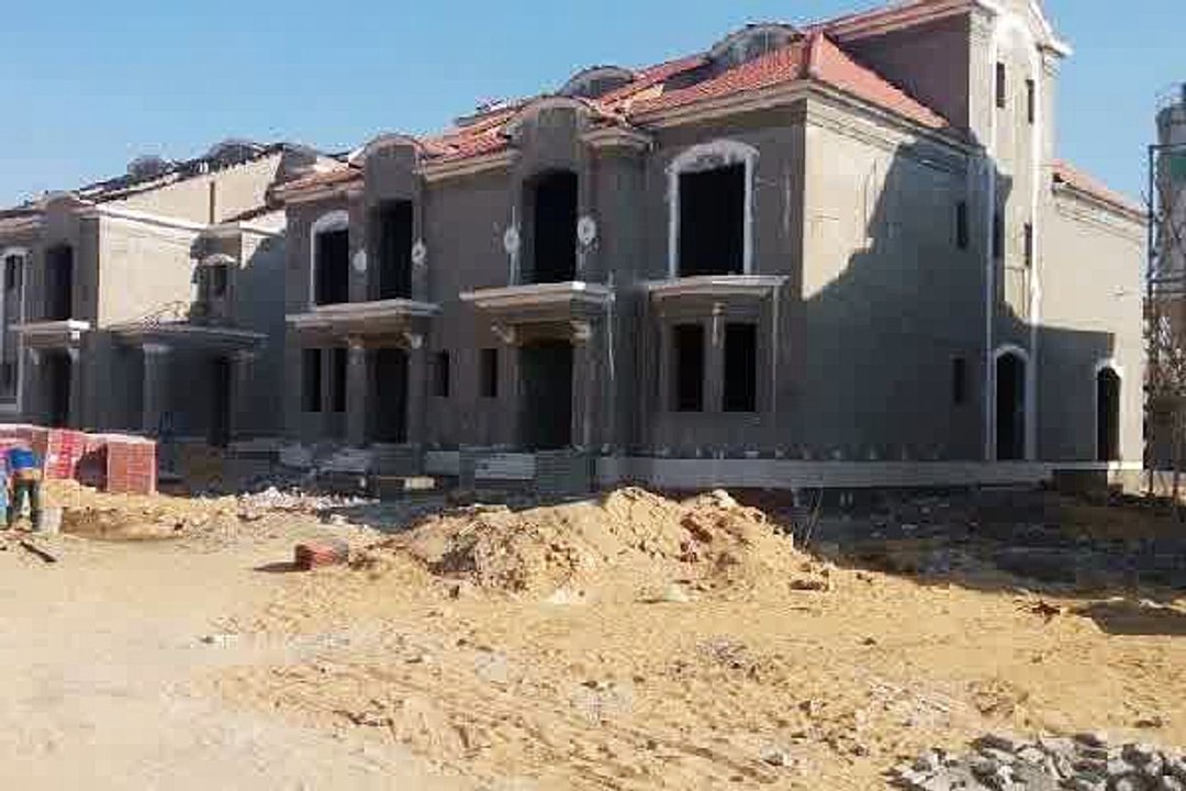 Town House / Townhouses for Sale in Layan Residence New Cairo Cairo