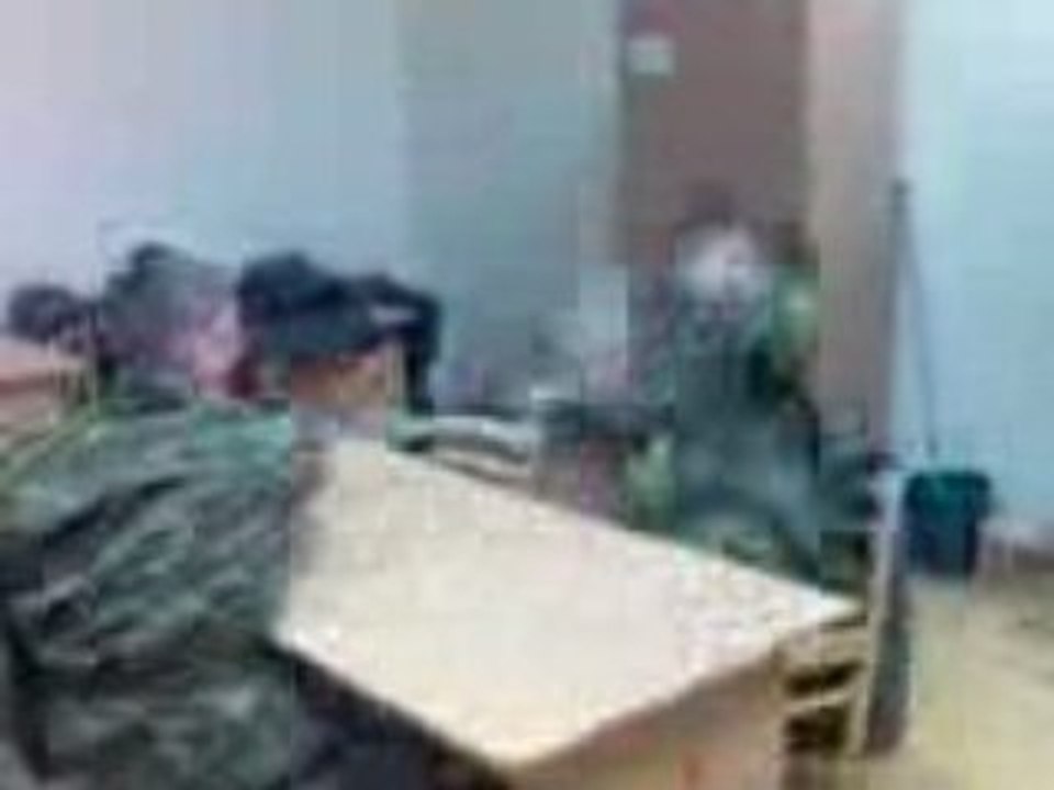 bras de fer Militer !!
