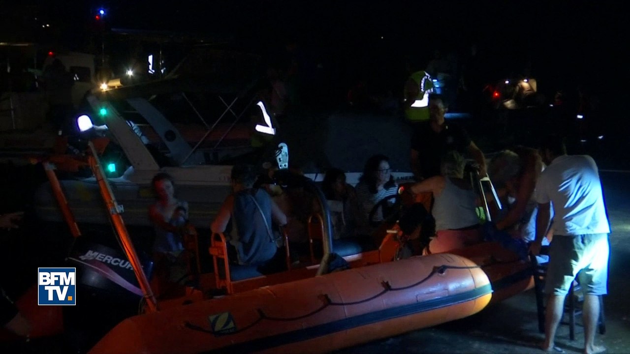 "On s’est jetés dans la mer car les flammes nous léchaient le dos." Ils ont échappé de justesse aux incendies en Grèce