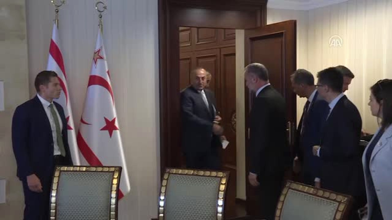 Bakan Çavuşoğlu, KKTC Cumhurbaşkanı Akıncı ve Siyasi Parti Liderleriyle Bir Araya Geldi - Lefkoşa