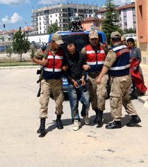 Kayıp Evrim'in Anne ve Babası Kelepçelenip Adliyeye Sevk Edildi