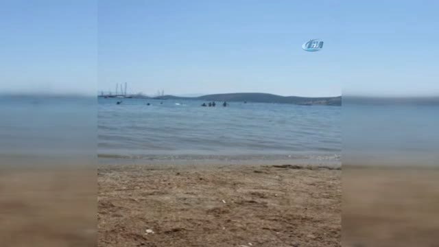 Boğulma Tehlikesi Atlatan Genci Kurtarmak İçin Seferber Oldular