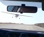 İzmir Alaçatı'da Alçak Uçuş Yapan Uçak, Otomobile Çarptı