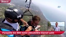 Paraşütle bin 800 metre yükseklikte klarnet çaldı