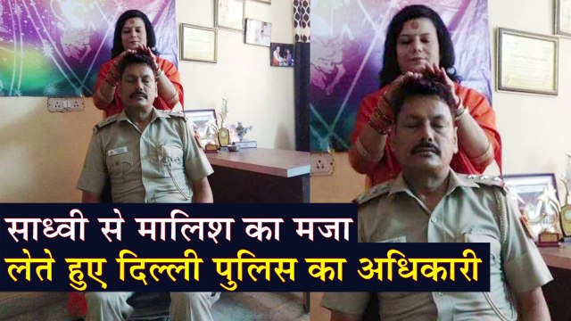 मालिश का मज़ा लेते हुए DELHI POLICE का SHO | Delhi Janakpuri SHO Transferred Police Lines