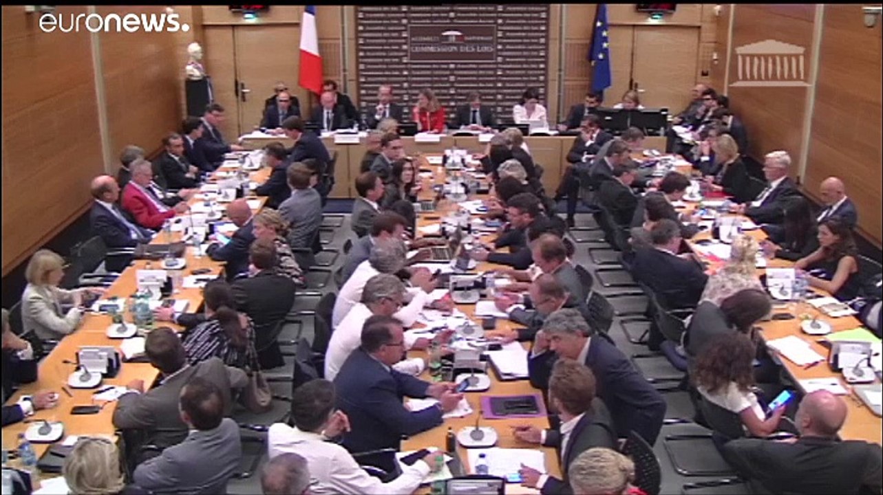 Kronzeuge in Affäre Benalla: „Die Wahrheit muss auf den Tisch“