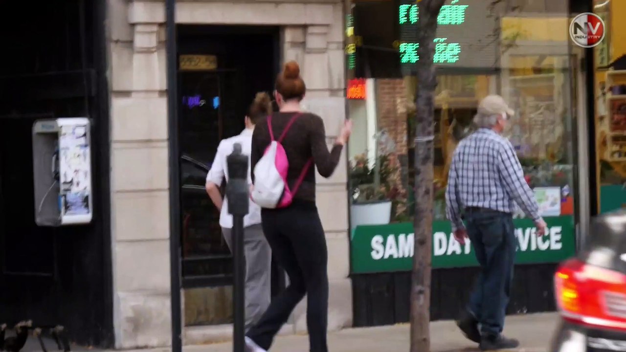 Big Spider Attack In The City Prank