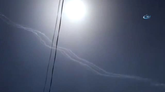 İsrail, Suriye Jetini Düşürdü- Netanyahu: Hava Kuvvetlerimiz Golan'ın Güneyinde Sukhoi Tipi Savaş...