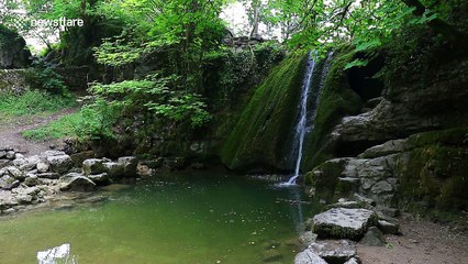 Heatwave dries up natural landmarks in North Yorkshire