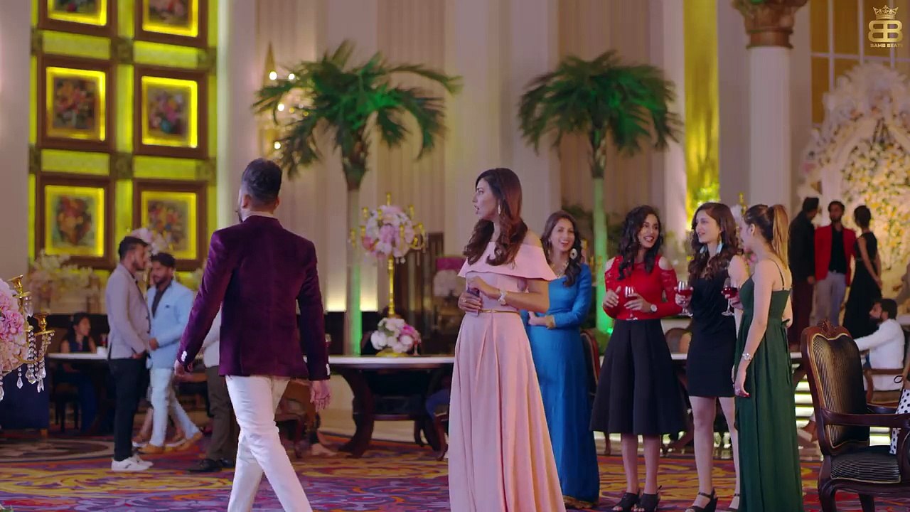 Trending_Nakhra_(Full_Video)___Amrit_Maan_ft._Ginni_Kapoor___Intense