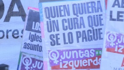 "Pañuelazo" verde en Buenos Aires por la separación de la Iglesia y el Estado