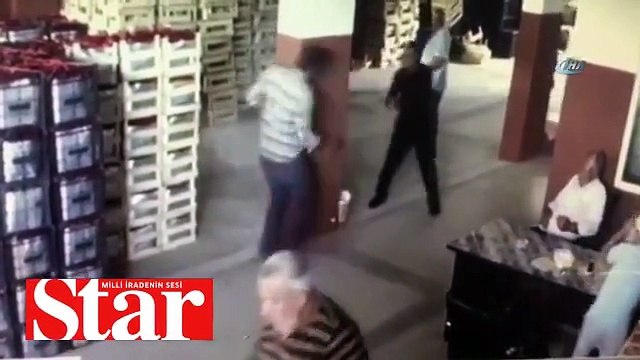 Sebze ve meyve halinde cinayet... Cinayet anı kamerada