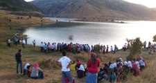Bingöl'de, Fotoğraf Çekerken Baraj Gölüne Düşen Genç Kayboldu