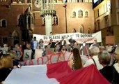 Polish Protesters Call on EU to Stop Removal of Judges