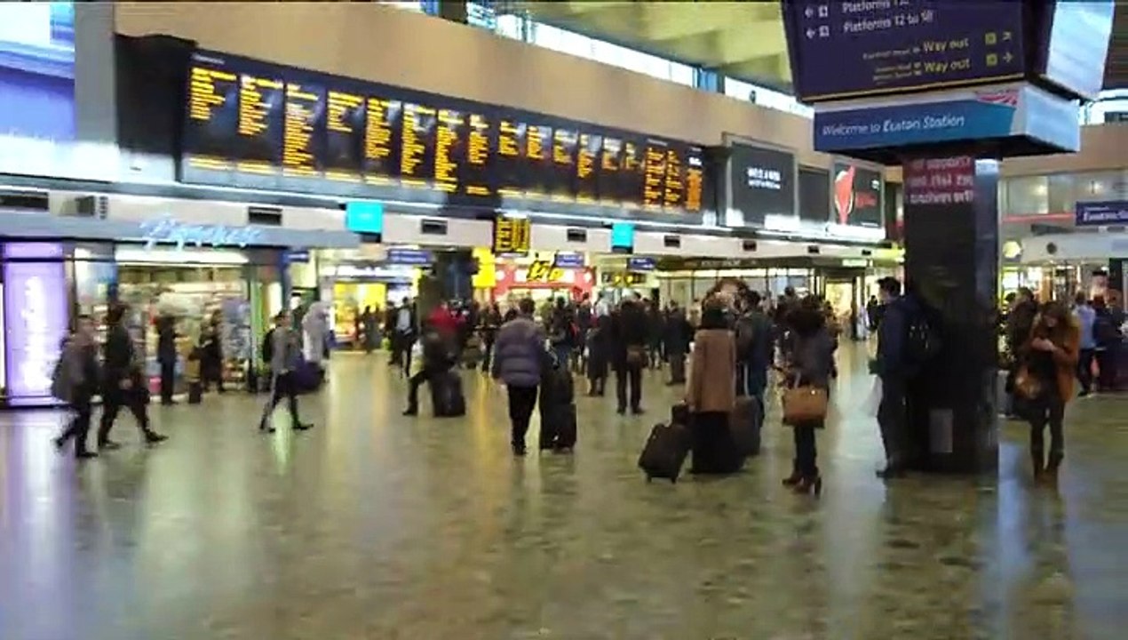 W1A S01E02