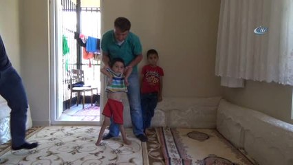 Gözleri Önünde Eriyen Çocukları İçin Yardım Bekliyorlar