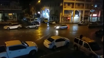 Afyonkarahisar’da Şiddetli Yağış Korkuttu