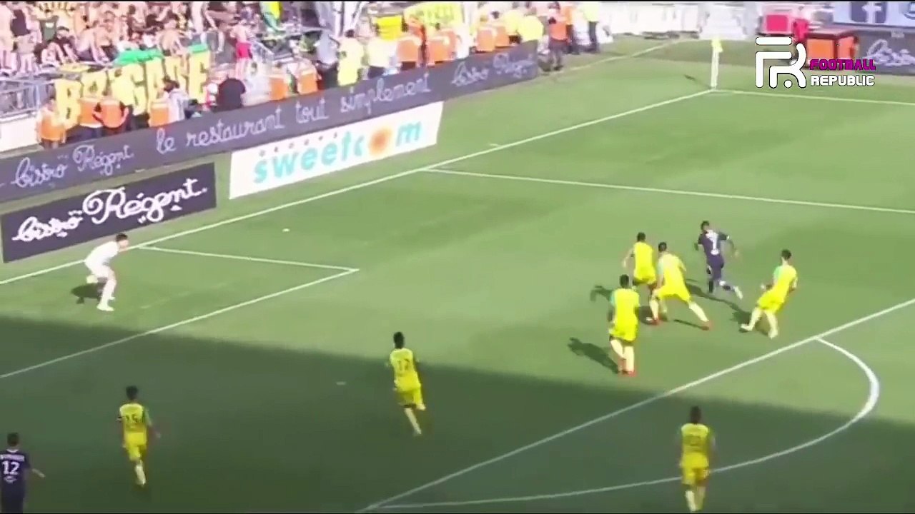 مهارات خرافية و اهداف صاروخية  برشلوني ل 4 مواسم -malcom