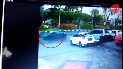 Rekaman CCTV Balapan Lamborghini Vs Ferrari di Surabaya