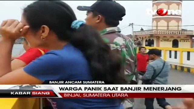 Detik-detik Rumah Warga Hanyut Terbawa Arus Banjir di Binjai
